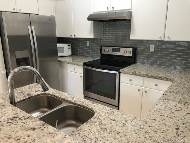 Building Photo - 4301 SW 160th Ave