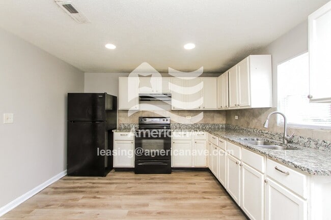 Foto del edificio - 3050 S State Ave