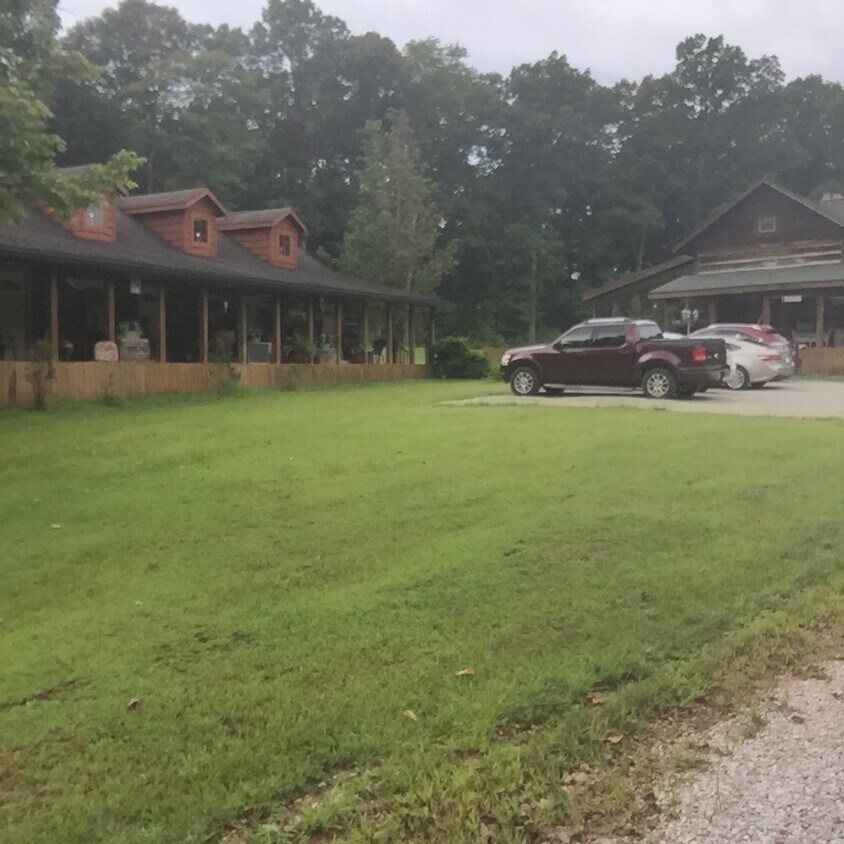 rental in this building - 477 Burnt Hill Rd
