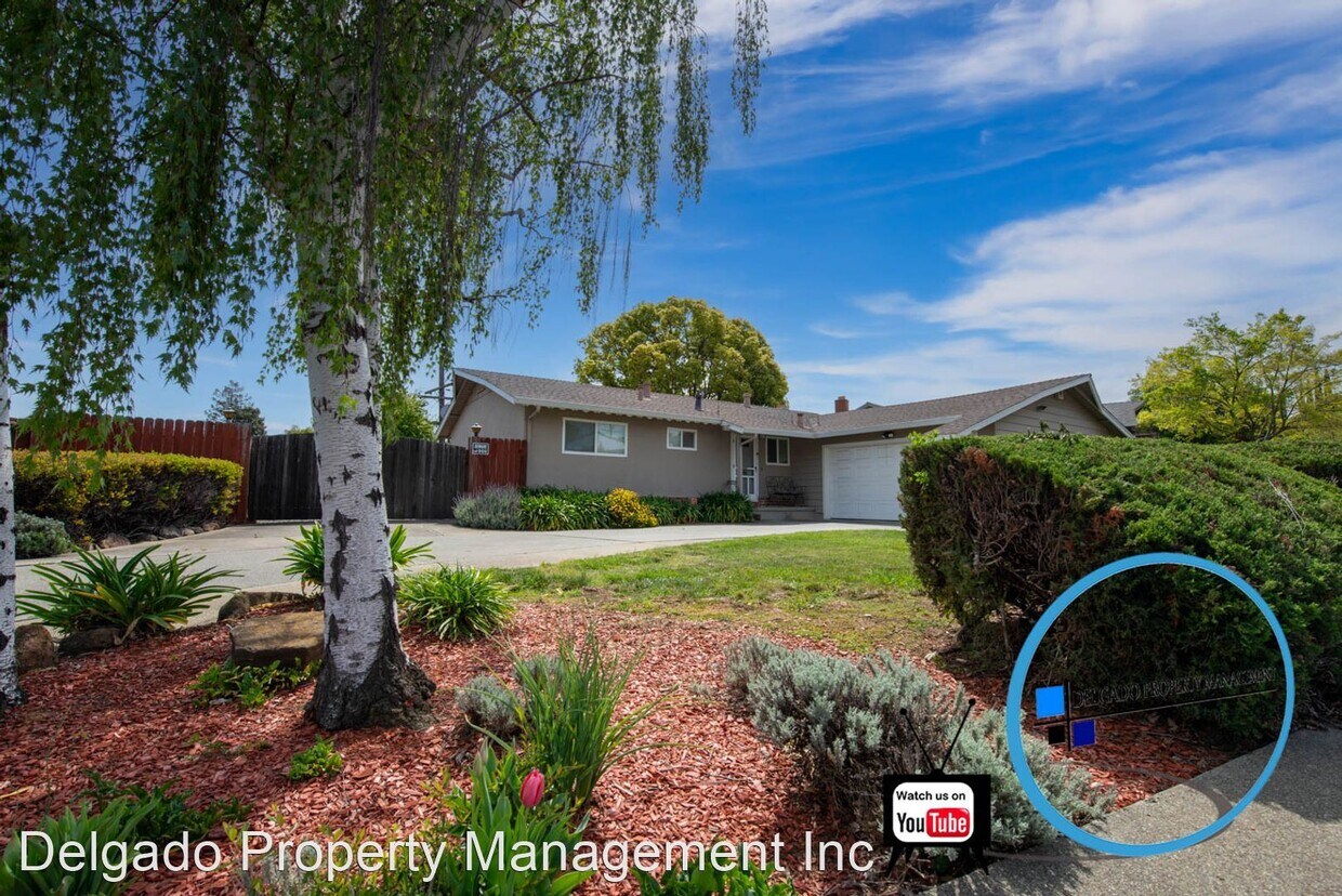 Primary Photo - 3 br, 2 bath House - 215 Bergwall Way