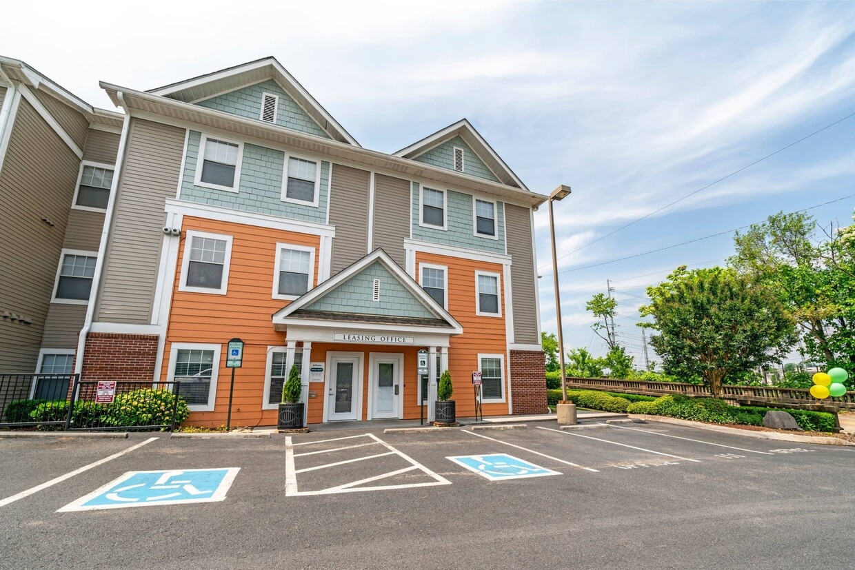 Commons at Knoxville - Commons at Knoxville