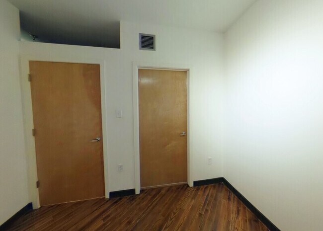 Foto del edificio - 301 Goshen St