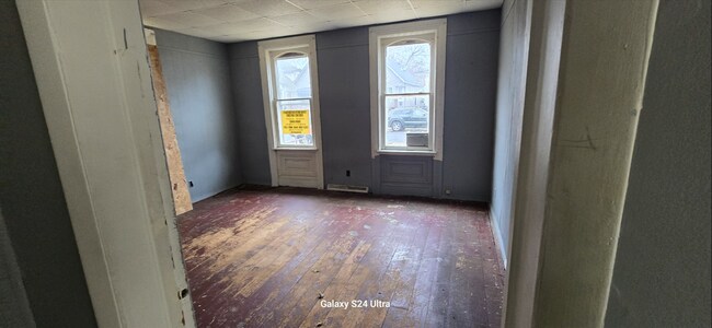 Foto del edificio - 1618 W Kettelle St