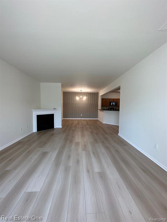 Building Photo - 28289 S Pointe Ln