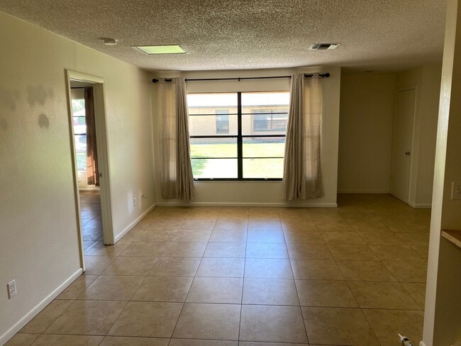 Foto del edificio - 2310 SE 6th Terrace