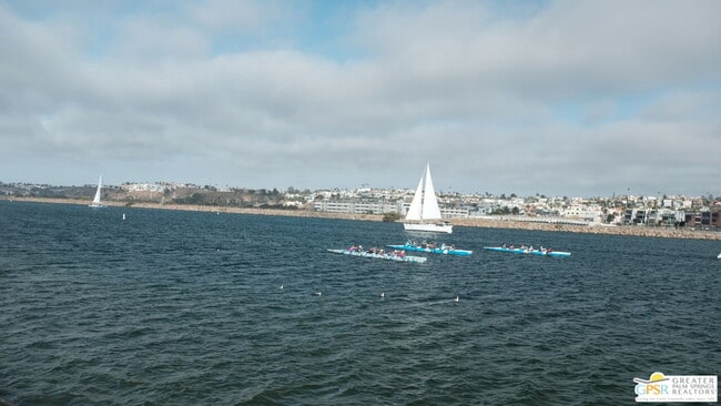 Foto del edificio - 13320 Beach Ave