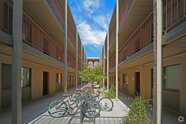 Building Photo - University Lofts