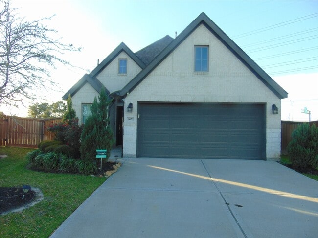 Building Photo - 24978 Tidmor Ln