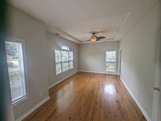Building Photo - North Charleston Home with Pool for Lease ...