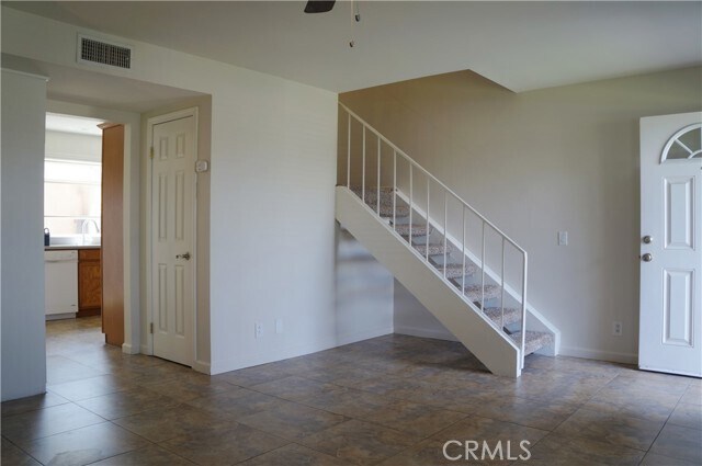 Foto del edificio - 10650 White Oak Dr