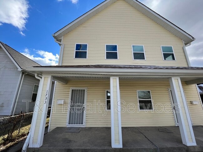 Building Photo - 1733 Lambert St