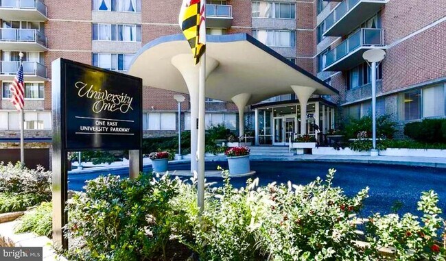 Foto del edificio - 1 E University Pkwy