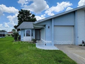 Building Photo - 10484 SW 85th Ct