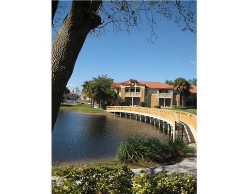 Building Photo - 4759 Via Palm Lakes