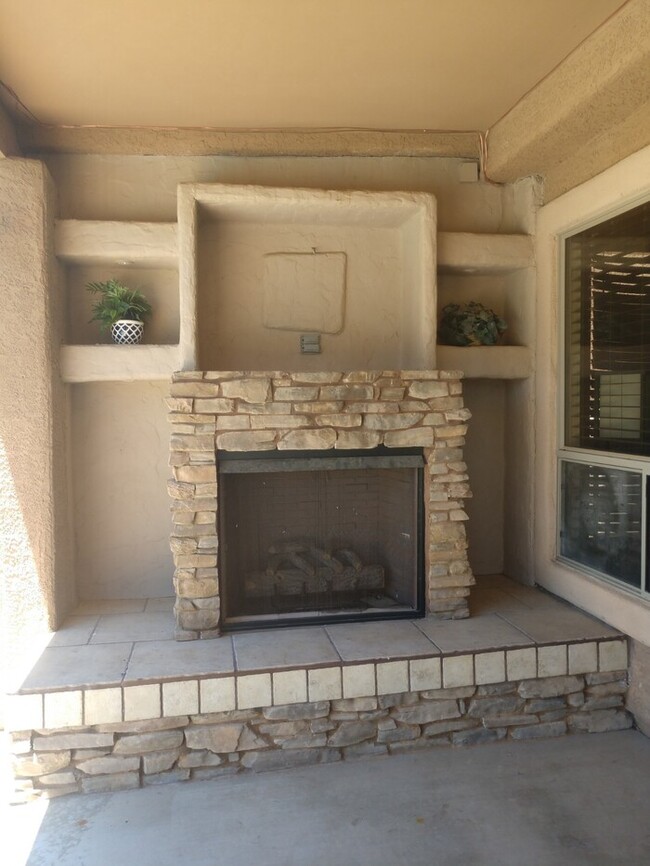 Building Photo - Rancho Sahuarita 4 Bedroom with a POOL!!