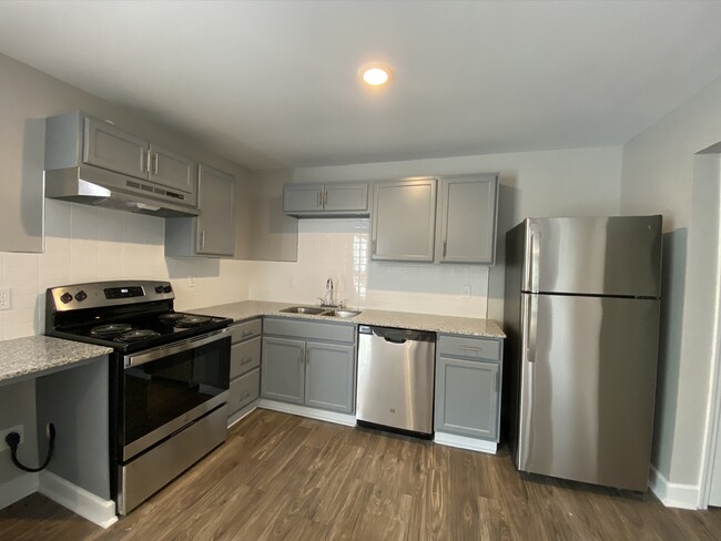 1 BR Kitchen - Hillside Apartments