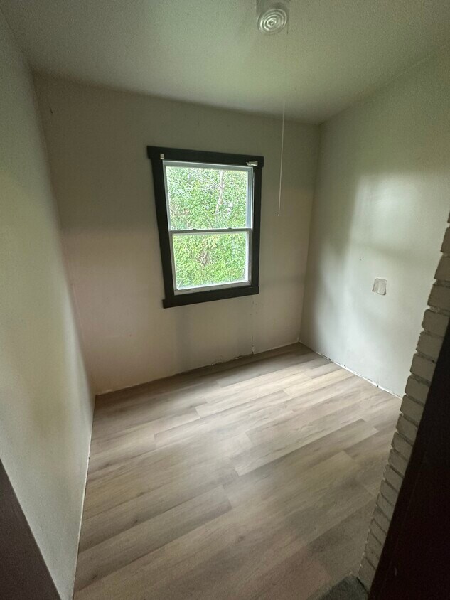 Foto principal - 5848 Kennerly Ave