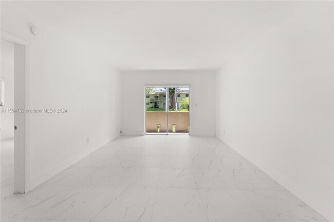 Building Photo - 7505 SW 82nd St