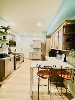 Foto del edificio - 1455 W Highland Ave