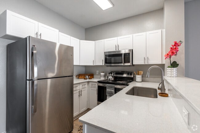 Interior Photo - Shiloh Park