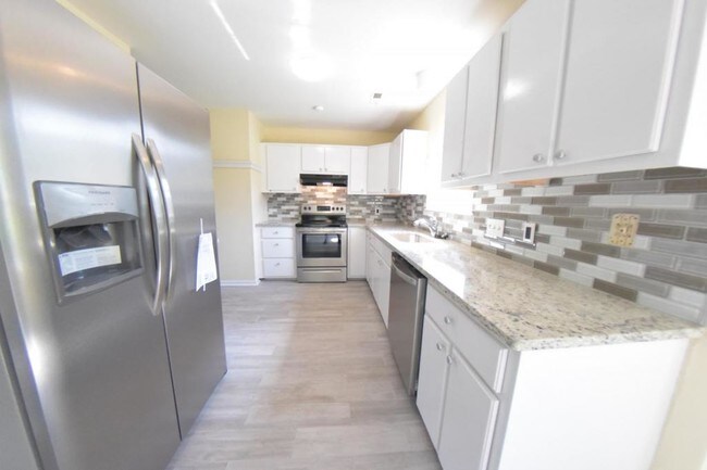 Foto del edificio - 5701 Southminster Ln.