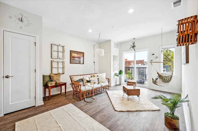 Building Photo - 2077 Ridge Ave