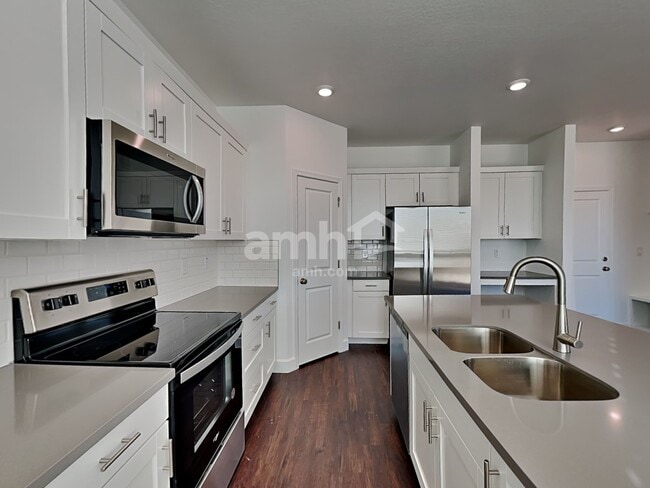 Foto del edificio - 17119 W Townley Ave