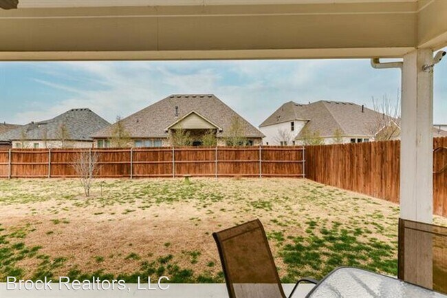 Foto del edificio - 3 br, 3 bath House - 305 Parkview Drive