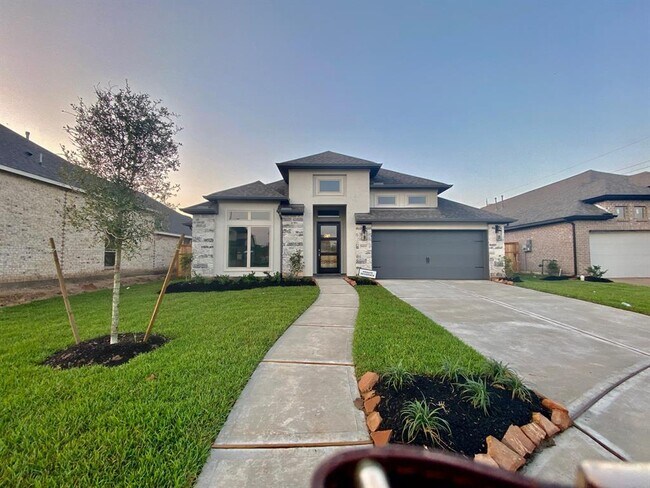 Building Photo - 9411 Trestle Creek Ct