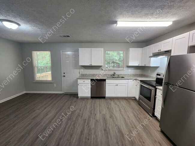 Building Photo - 1218 Claywill Cir