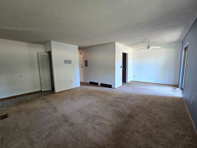Foto del edificio - First Floor One Bedroom Condo in Lafayette...