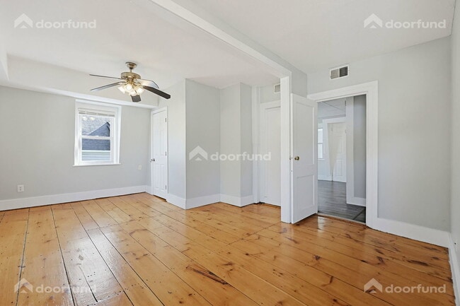 Building Photo - 17 Wachusett St