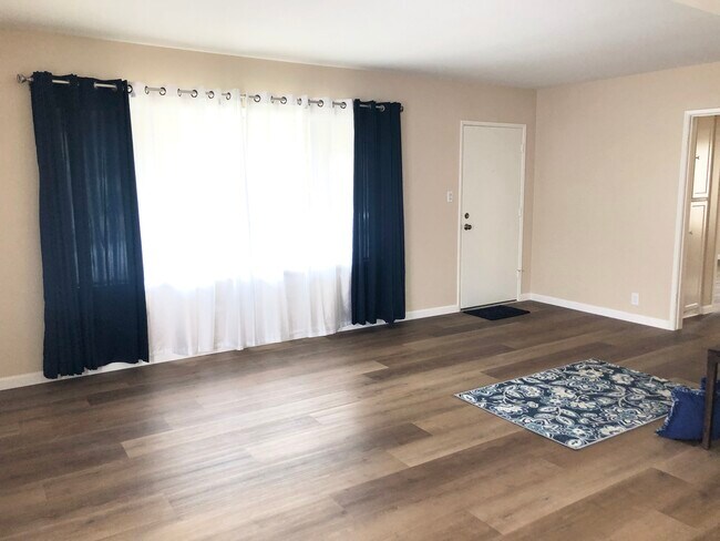 Foto del edificio - 2832 Hardwick St