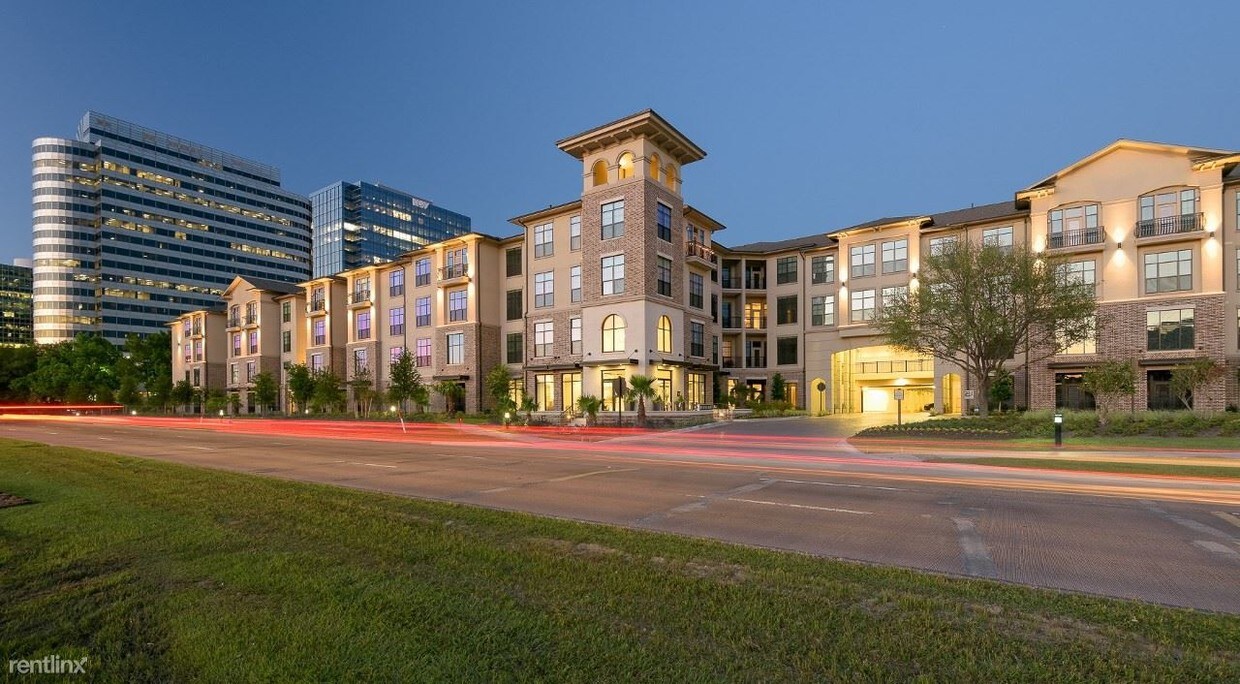 Primary Photo - 3505 N Sam Houston Pky W