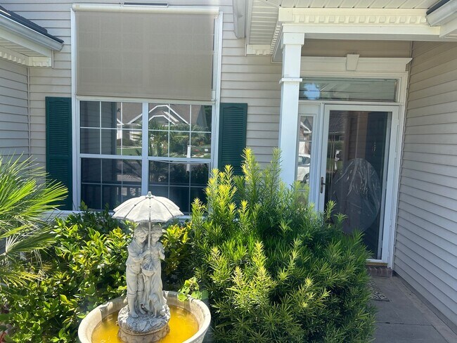 Foto del edificio - 1225 Ambling Way Dr