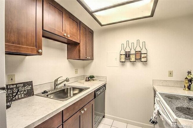 Foto del edificio - 14630 NE 32nd St