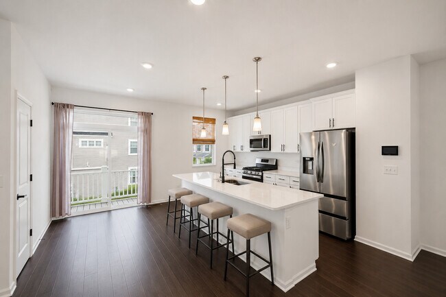 Building Photo - 4437 Chelsea Mnr Cir