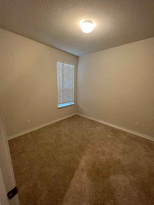 Foto del edificio - 3417 Copper Acres