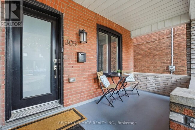 Photo du bâtiment - 305 Winona Dr