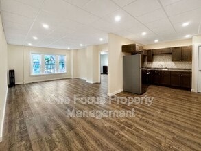 Building Photo - 256 Allegheny St