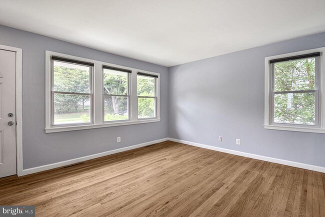 Foto del edificio - 1606 Crawford Dr