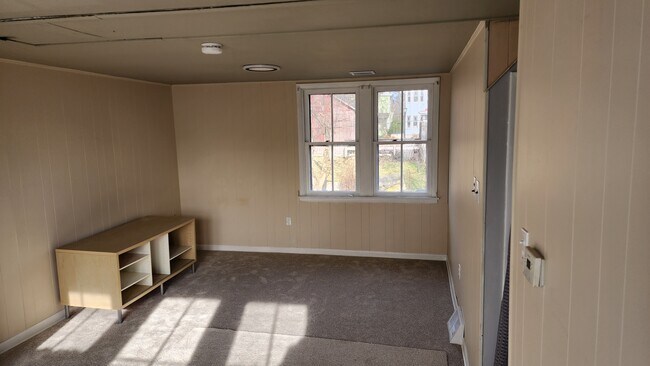 Habitación delantera - 95 W Ashland St