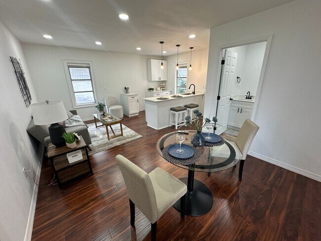 Foto del edificio - 1 Bed - 1 Bath - Great Location