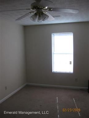 Building Photo - 1407 Sugarwood Ln