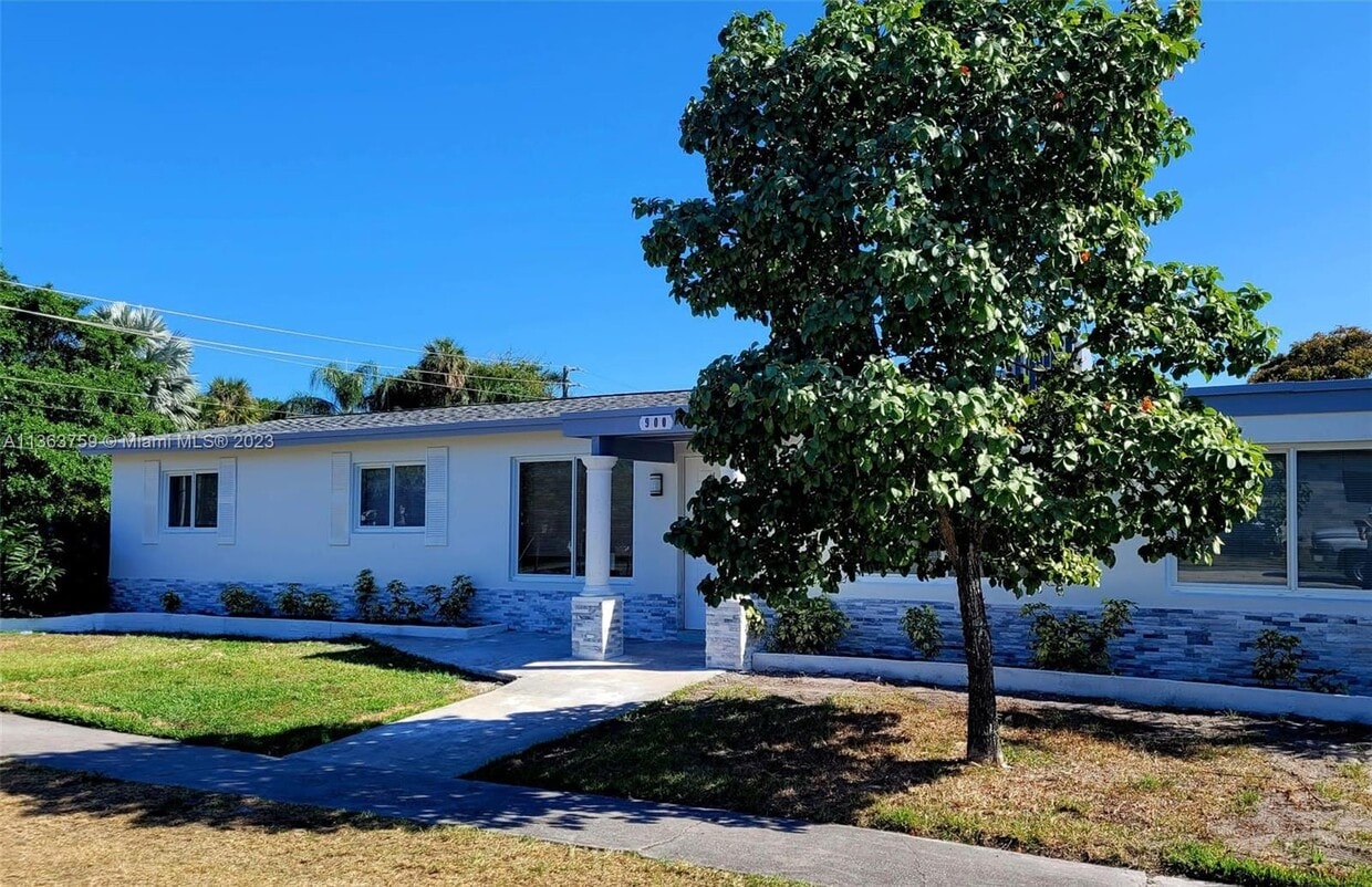 900 SW 31st St, Fort Lauderdale, FL 33315 House for Rent in Fort