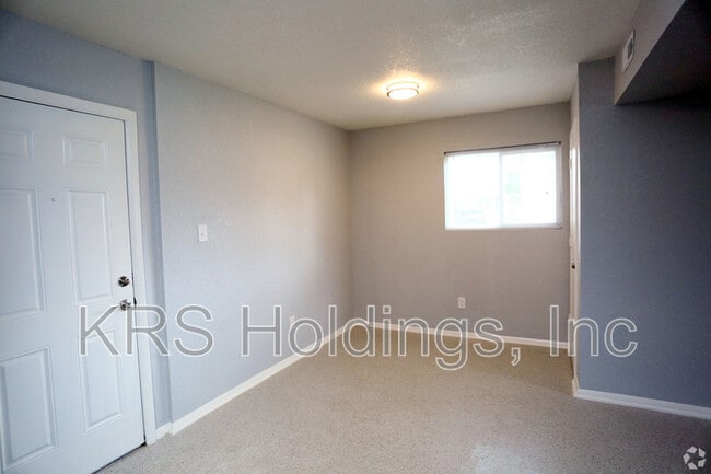 Building Photo - 4215 Orcutt Ave
