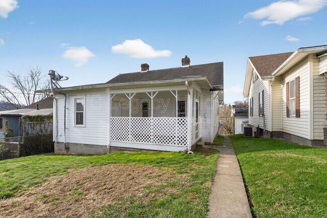 Foto del edificio - 604 Hart St