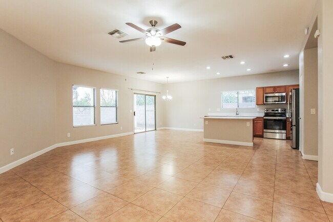 Foto del edificio - 2611 W Bloch Rd