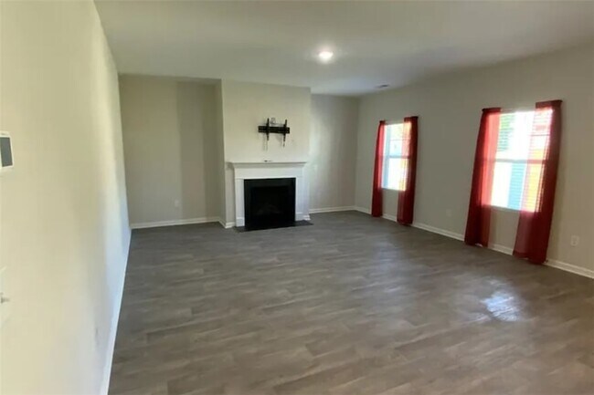 Foto del edificio - 1044 Fairfield Dr