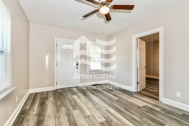 Foto del edificio - 1038 Lincoln Ave